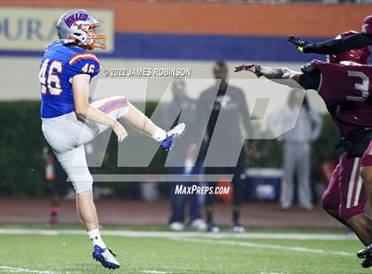 Thumbnail 3 in Raines vs Bolles (FHSAA 2M Regional Final) photogallery.