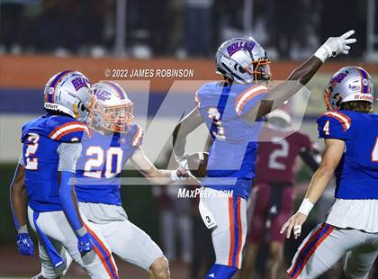 Thumbnail 2 in Raines vs Bolles (FHSAA 2M Regional Final) photogallery.
