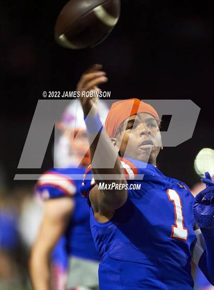 Thumbnail 2 in Raines vs Bolles (FHSAA 2M Regional Final) photogallery.