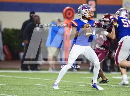 Thumbnail 3 in Raines vs Bolles (FHSAA 2M Regional Final) photogallery.