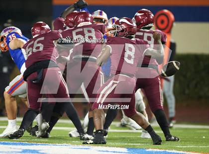 Thumbnail 3 in Raines vs Bolles (FHSAA 2M Regional Final) photogallery.