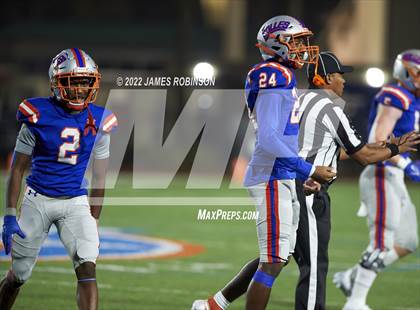 Thumbnail 2 in Raines vs Bolles (FHSAA 2M Regional Final) photogallery.