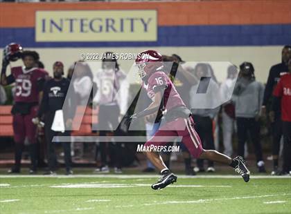 Thumbnail 2 in Raines vs Bolles (FHSAA 2M Regional Final) photogallery.