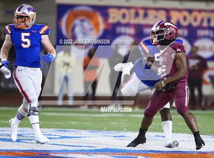Thumbnail 2 in Raines vs Bolles (FHSAA 2M Regional Final) photogallery.