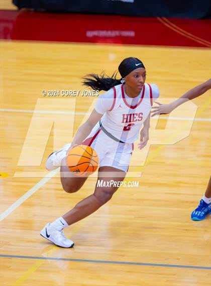 Thumbnail 1 in Marietta vs Holy Innocents Episcopal (Hawks-Naismith Tipoff Classic) photogallery.