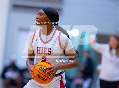 Thumbnail 3 in Marietta vs Holy Innocents Episcopal (Hawks-Naismith Tipoff Classic) photogallery.