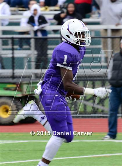 Thumbnail 3 in New Rochelle vs. John Jay-East Fishkill (Section 1 Class AA Final) photogallery.