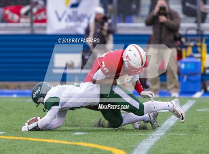 Thumbnail 1 in William Floyd vs. Freeport (Long Island Class I Championship) photogallery.
