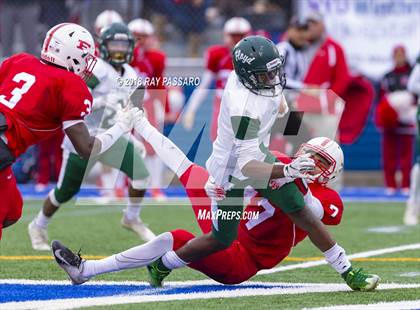Thumbnail 2 in William Floyd vs. Freeport (Long Island Class I Championship) photogallery.