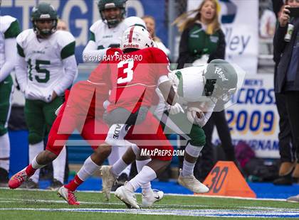 Thumbnail 2 in William Floyd vs. Freeport (Long Island Class I Championship) photogallery.