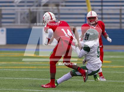 Thumbnail 2 in William Floyd vs. Freeport (Long Island Class I Championship) photogallery.