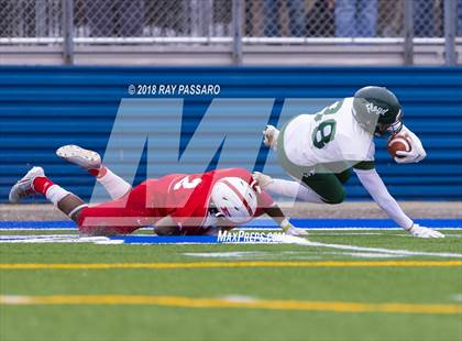 Thumbnail 1 in William Floyd vs. Freeport (Long Island Class I Championship) photogallery.