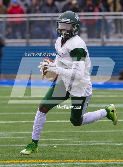 Thumbnail 1 in William Floyd vs. Freeport (Long Island Class I Championship) photogallery.