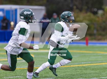 Thumbnail 1 in William Floyd vs. Freeport (Long Island Class I Championship) photogallery.