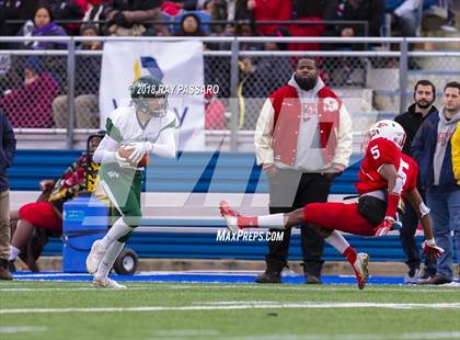 Thumbnail 1 in William Floyd vs. Freeport (Long Island Class I Championship) photogallery.