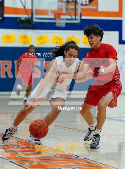Thumbnail 1 in Tustin @ Cypress photogallery.