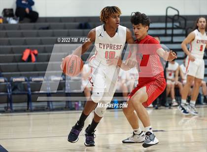 Thumbnail 1 in Tustin @ Cypress photogallery.