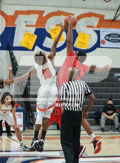 Thumbnail 1 in Tustin @ Cypress photogallery.