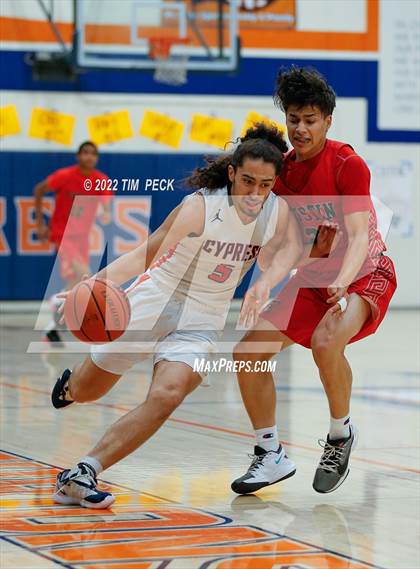Thumbnail 2 in Tustin @ Cypress photogallery.