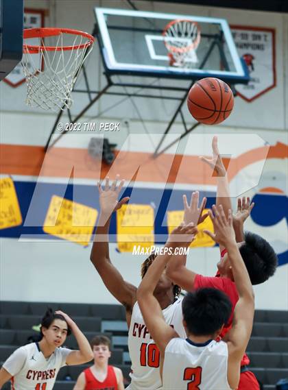 Thumbnail 3 in Tustin @ Cypress photogallery.