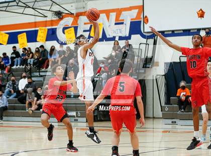 Thumbnail 1 in Tustin @ Cypress photogallery.