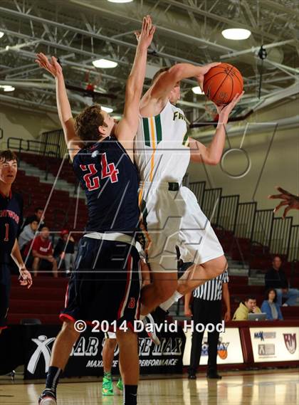 Thumbnail 2 in Brentwood School vs. Foss (MaxPreps Holiday Classic) photogallery.