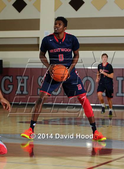 Thumbnail 3 in Brentwood School vs. Foss (MaxPreps Holiday Classic) photogallery.