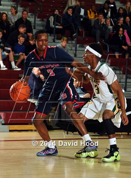 Thumbnail 2 in Brentwood School vs. Foss (MaxPreps Holiday Classic) photogallery.
