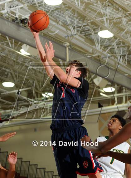 Thumbnail 1 in Brentwood School vs. Foss (MaxPreps Holiday Classic) photogallery.