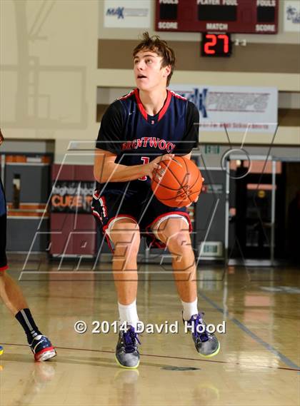 Thumbnail 1 in Brentwood School vs. Foss (MaxPreps Holiday Classic) photogallery.