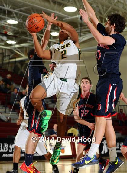 Thumbnail 3 in Brentwood School vs. Foss (MaxPreps Holiday Classic) photogallery.