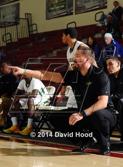 Thumbnail 1 in Brentwood School vs. Foss (MaxPreps Holiday Classic) photogallery.