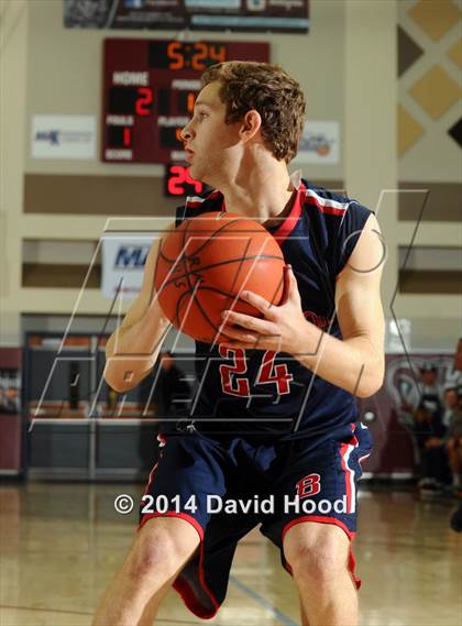 Thumbnail 3 in Brentwood School vs. Foss (MaxPreps Holiday Classic) photogallery.