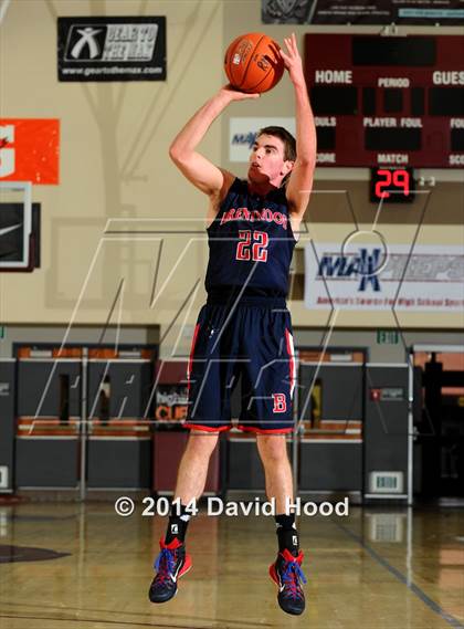 Thumbnail 2 in Brentwood School vs. Foss (MaxPreps Holiday Classic) photogallery.