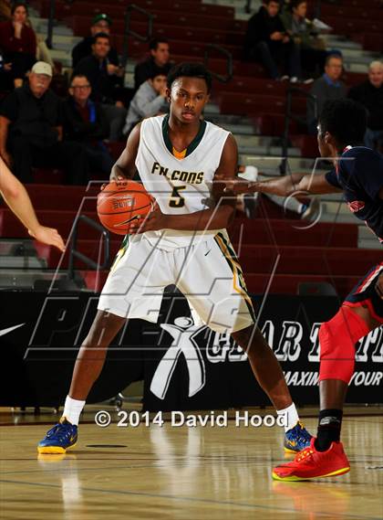 Thumbnail 1 in Brentwood School vs. Foss (MaxPreps Holiday Classic) photogallery.