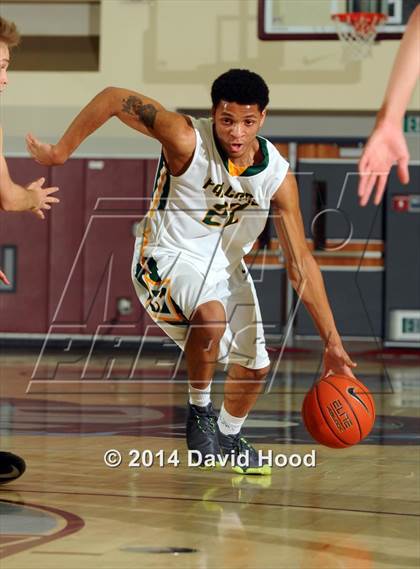 Thumbnail 2 in Brentwood School vs. Foss (MaxPreps Holiday Classic) photogallery.