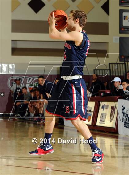 Thumbnail 2 in Brentwood School vs. Foss (MaxPreps Holiday Classic) photogallery.
