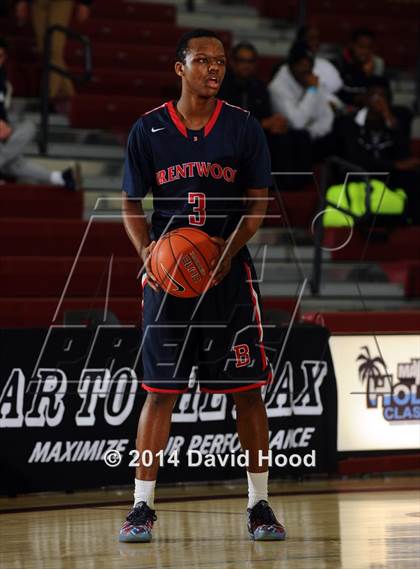 Thumbnail 1 in Brentwood School vs. Foss (MaxPreps Holiday Classic) photogallery.