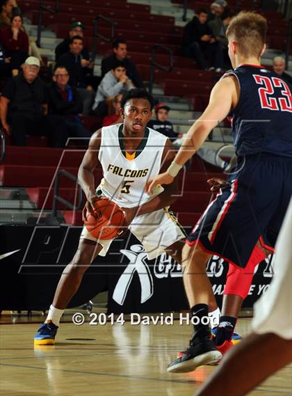 Thumbnail 3 in Brentwood School vs. Foss (MaxPreps Holiday Classic) photogallery.