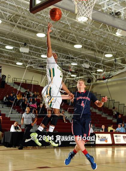 Thumbnail 2 in Brentwood School vs. Foss (MaxPreps Holiday Classic) photogallery.