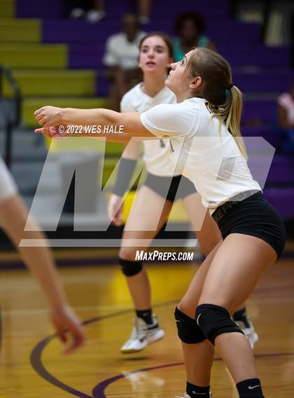 Thumbnail 1 in Hernando @ DeSoto Central photogallery.