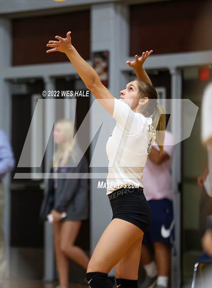 Thumbnail 1 in Hernando @ DeSoto Central photogallery.