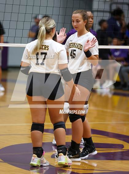 Thumbnail 3 in Hernando @ DeSoto Central photogallery.