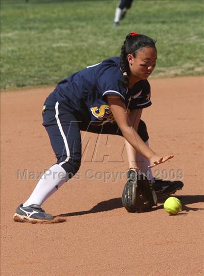 Thumbnail 3 in Valencia vs. Santa Monica (MaxPreps Tournament of Champions) photogallery.