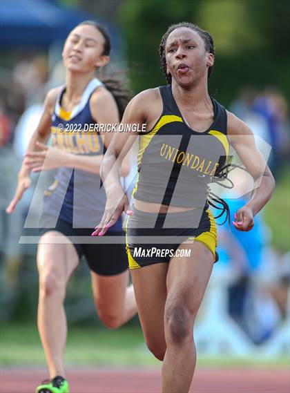 Thumbnail 1 in NYSPHSAA Section VIII State Qualifier  photogallery.