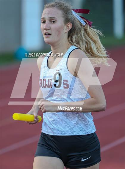 Thumbnail 2 in NYSPHSAA Section VIII State Qualifier  photogallery.