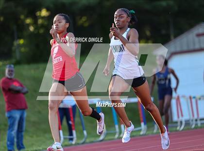Thumbnail 2 in NYSPHSAA Section VIII State Qualifier  photogallery.
