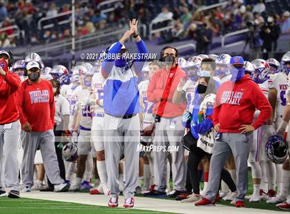 Thumbnail 1 in Westlake vs. Southlake Carroll (UIL 6A Division 1 Final) photogallery.