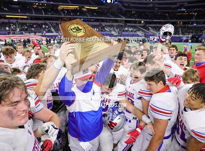 Thumbnail 2 in Westlake vs. Southlake Carroll (UIL 6A Division 1 Final) photogallery.