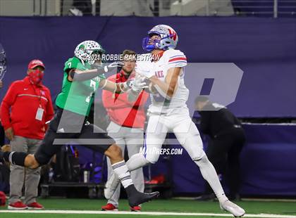 Thumbnail 3 in Westlake vs. Southlake Carroll (UIL 6A Division 1 Final) photogallery.